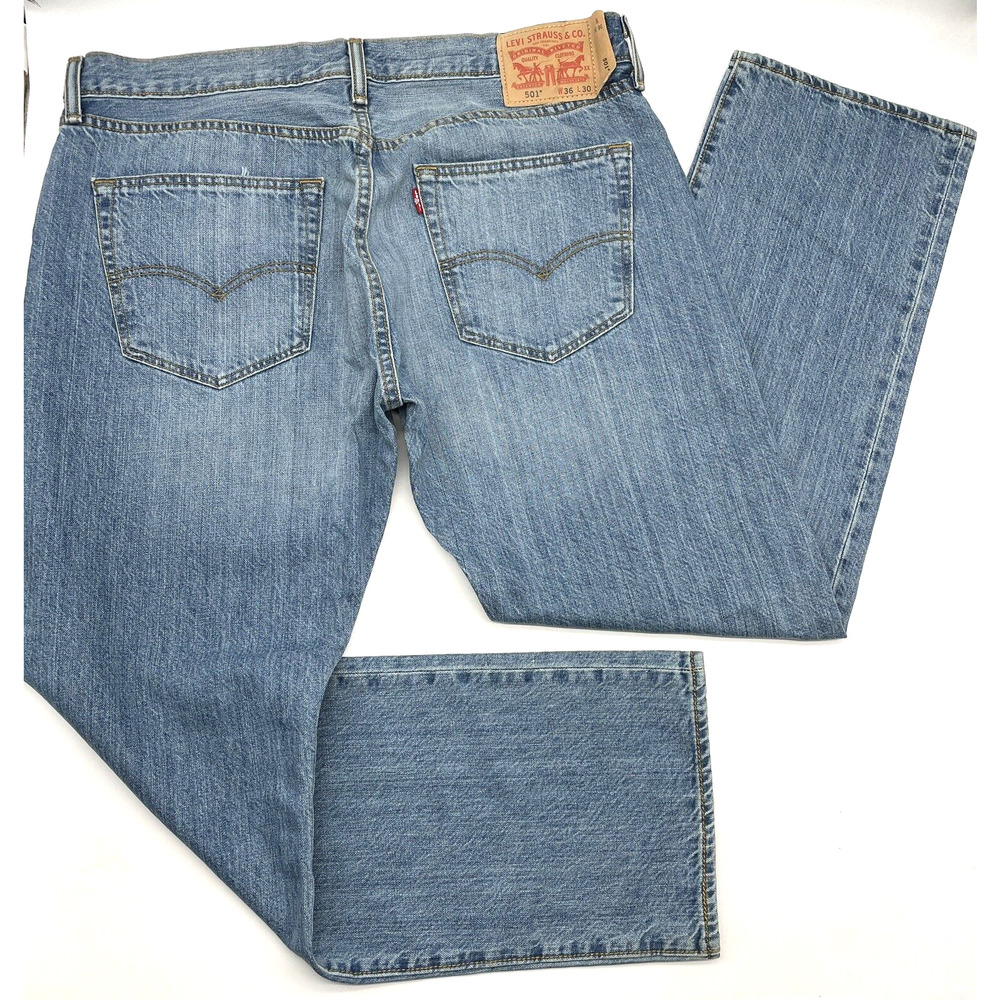 2013 Levi's 501 XX Quality Men Size 36x30 Light Wash Straight Leg Mid Rise Jeans